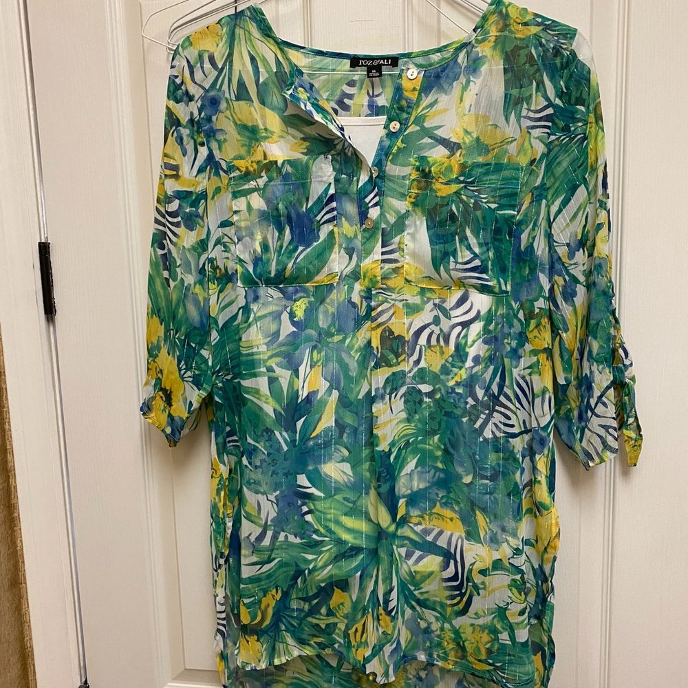 Roz & Ali tropical tunic with camisole & 3/4 tied sleeves, extra buttons, size M